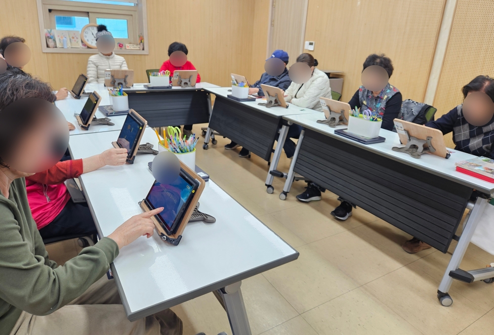 ‘기억 채움 쉼터’ 1기 성공적 마무리치매 어르신 삶의 질 향상