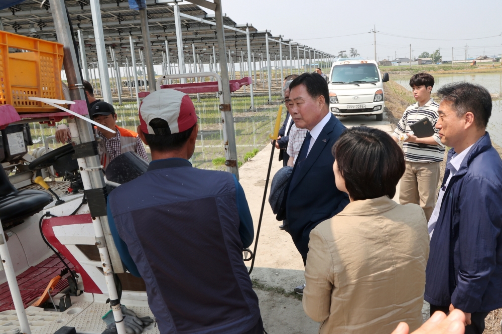 김산 무안군수, 영광군 염산면 영농형태양광 현장방문