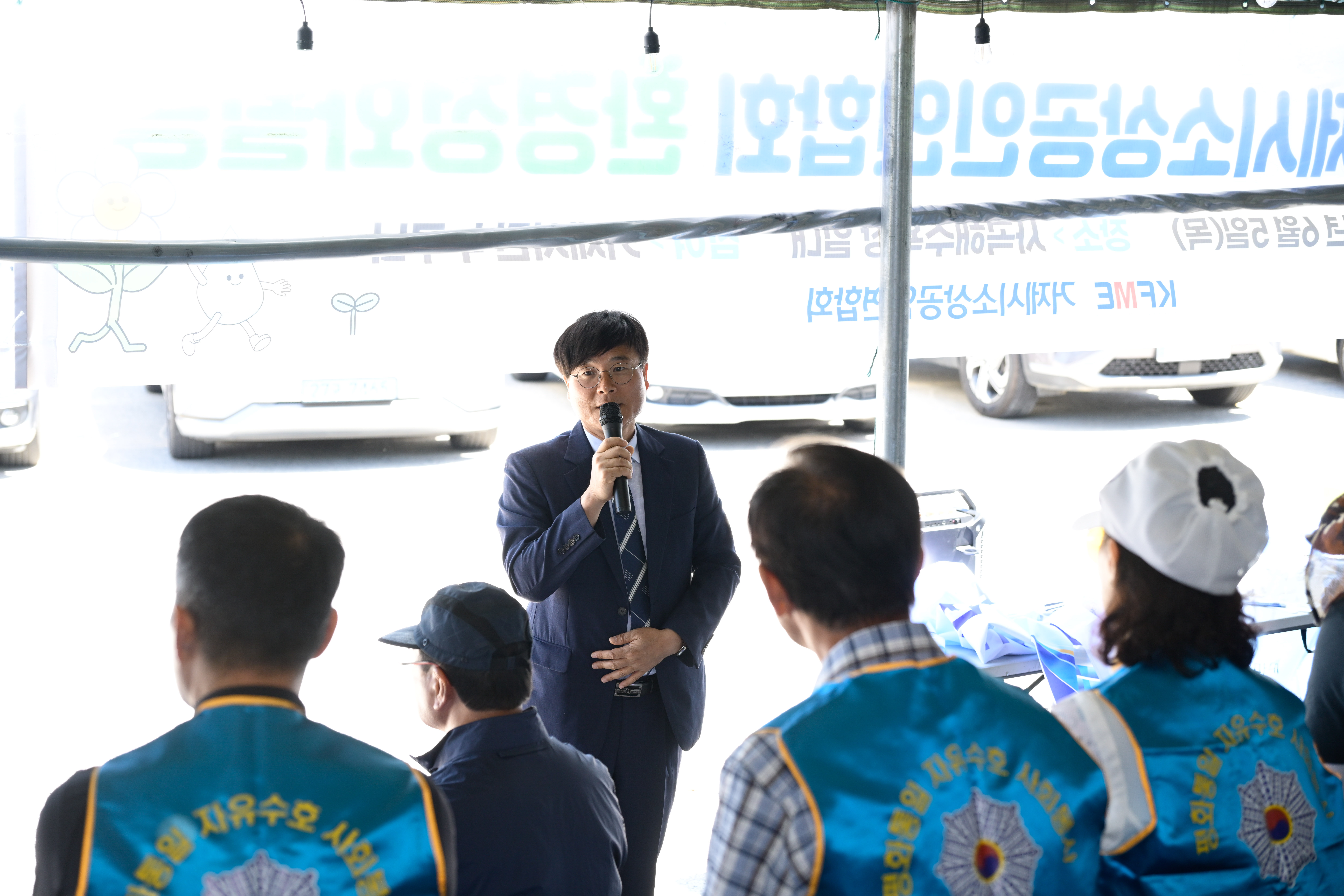 거제시 소상공인 연합회, 사곡해수욕장 환경정화 활동 실시