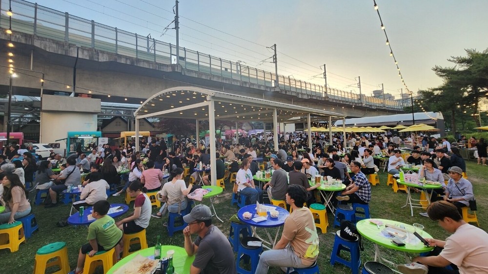 춘천 경제에 새바람 일으킨다, 풍물야시장 ‘춘풍야장’