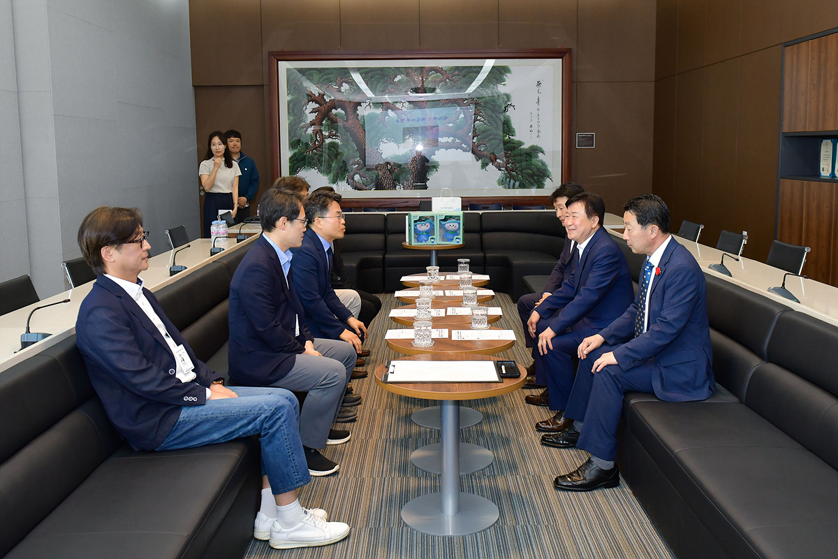 정기명 여수시장, 소통 행보 재개…“다시 민생현장 속으로!”