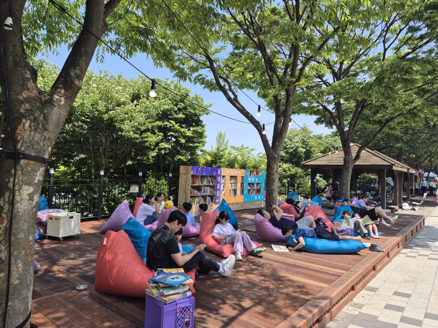 도서관 밖에서 만난 책, ‘책 있는 저녁’ 성황리에 마쳐