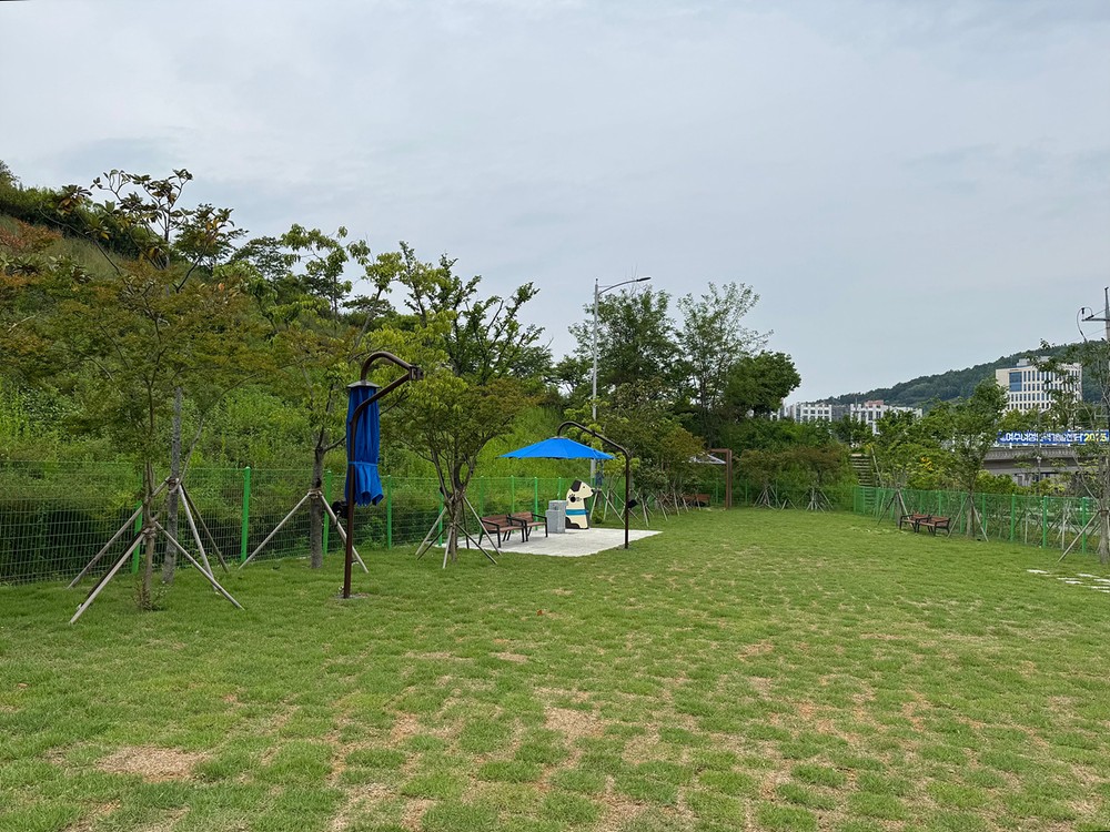 여수시, 이순신공원 ‘반려견 놀이터’ 6월 14일 개장