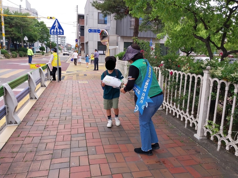 상주시 동성동, 자전거 시민봉사대 안전 캠페인 실시