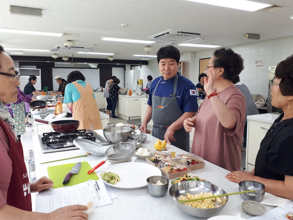 금산군농업기술센터 인삼약초요리 교육으로 지역 특산물에 매력을 더하다