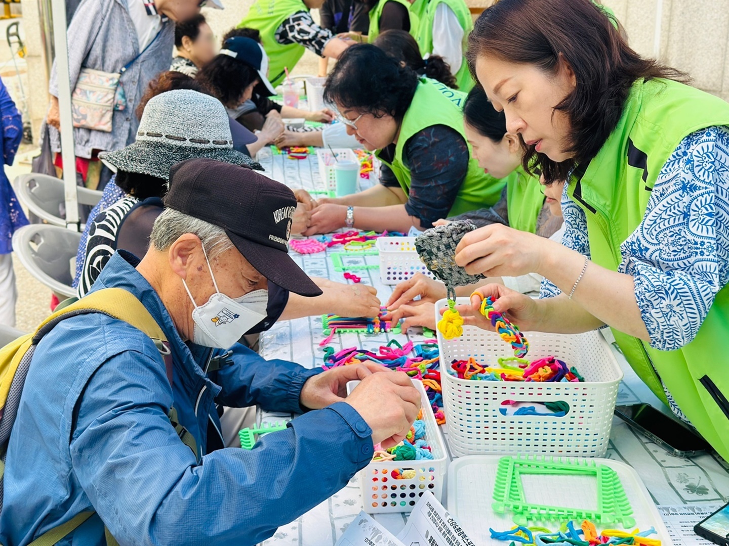 학교 밖 청소년, 지역사회와 함께하는 창의적 교류 활동 펼쳐