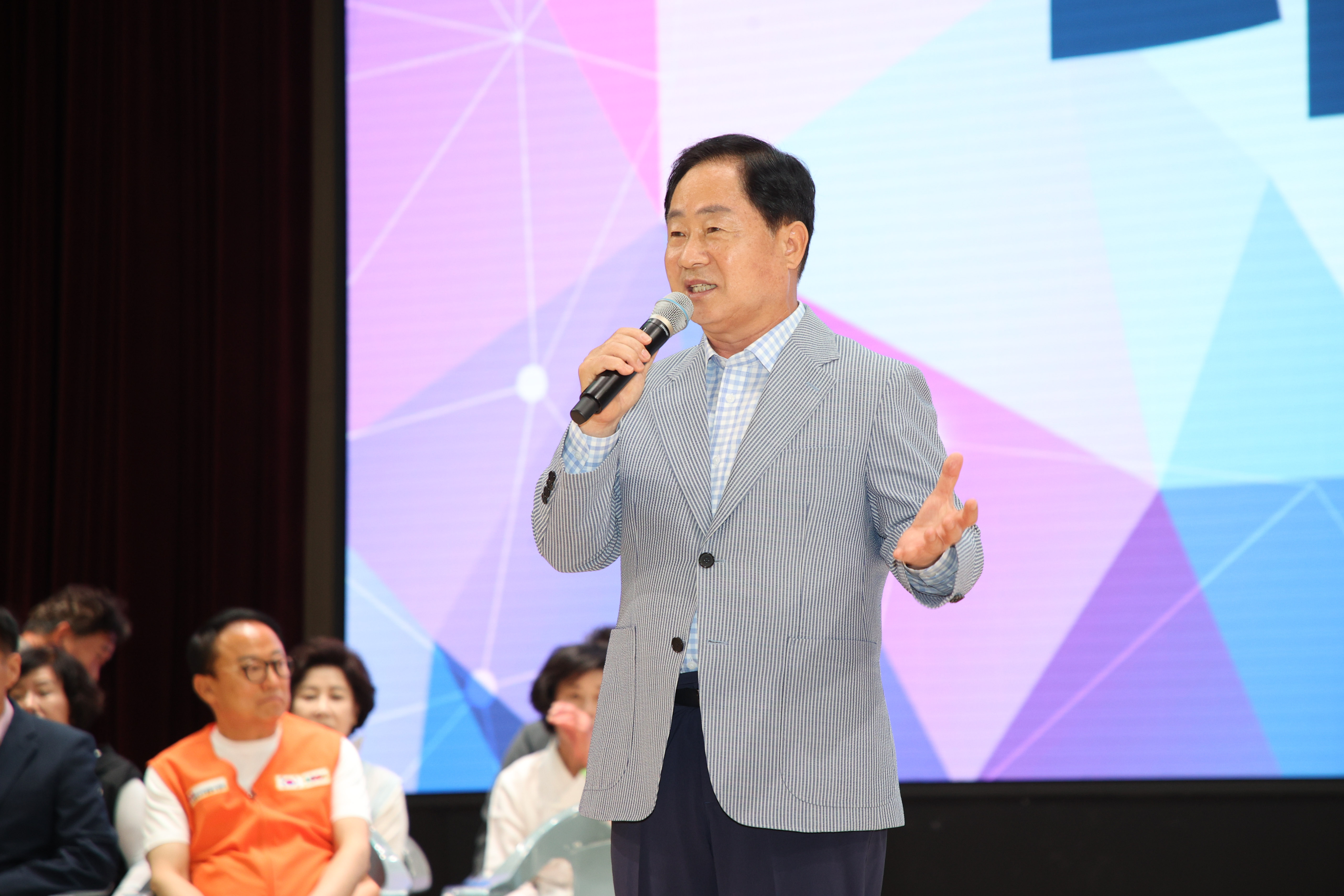 “당신이 있어 따뜻합니다”…남양주시 자원봉사자 한마음 체육대회 열려