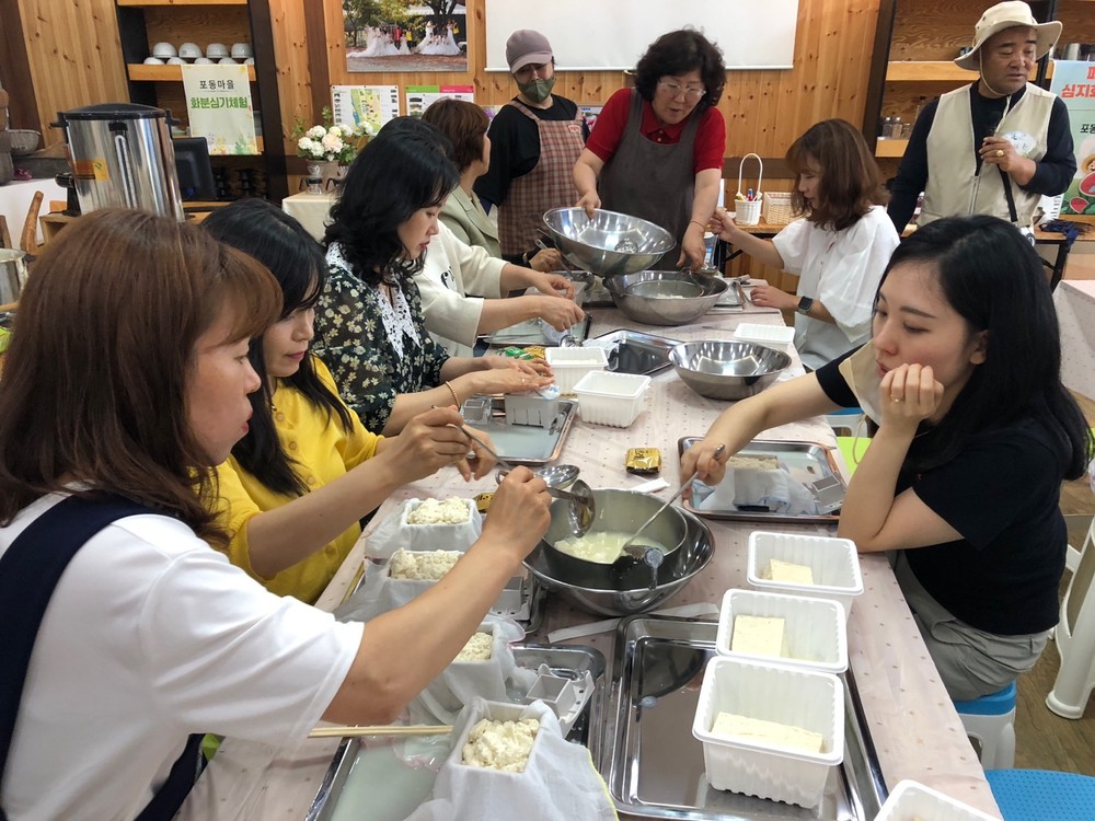 진안군 농촌체험휴양마을 활성화 위한‘마을여행 팸투어’진행
진안교육지원청(초중고등학교 교사)과 함께하는 체험 중심 마을연계 프로그램 추진