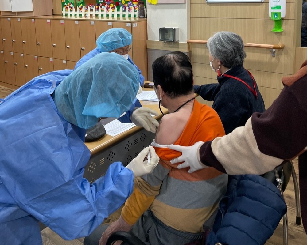 구로구, 코로나19 미접종 고위험군 6월 30일까지 백신 접종 가능