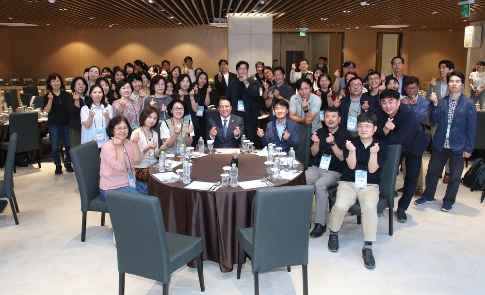 안양시 인재육성재단, ‘2025년 중·고등학교 진로교사 및 대학교 교육 사업 담당자 워크숍’ 성료