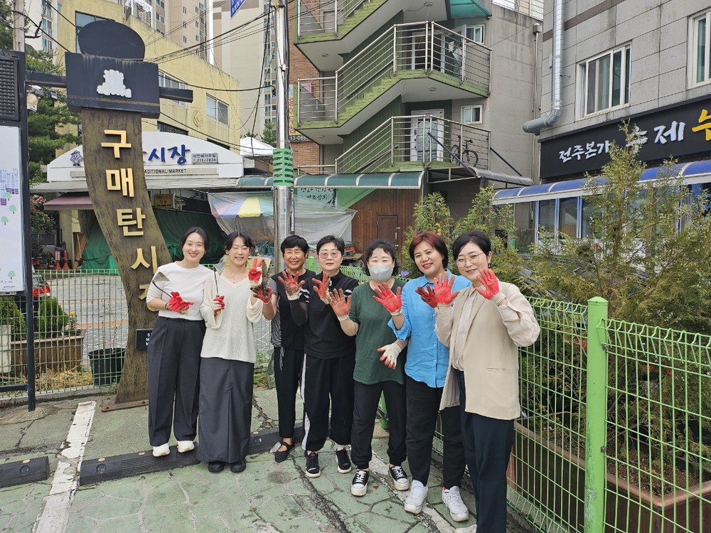 함께 심은 꽃, 함께 피어난 우리, 수원시 영통구 매탄1동 손바닥정원 이야기