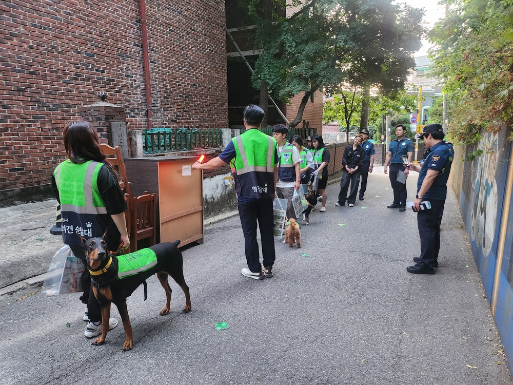 ‘안전하개 지켜줄개’… 부천시, 반려견순찰대와 함께 지역 안전 지킨다