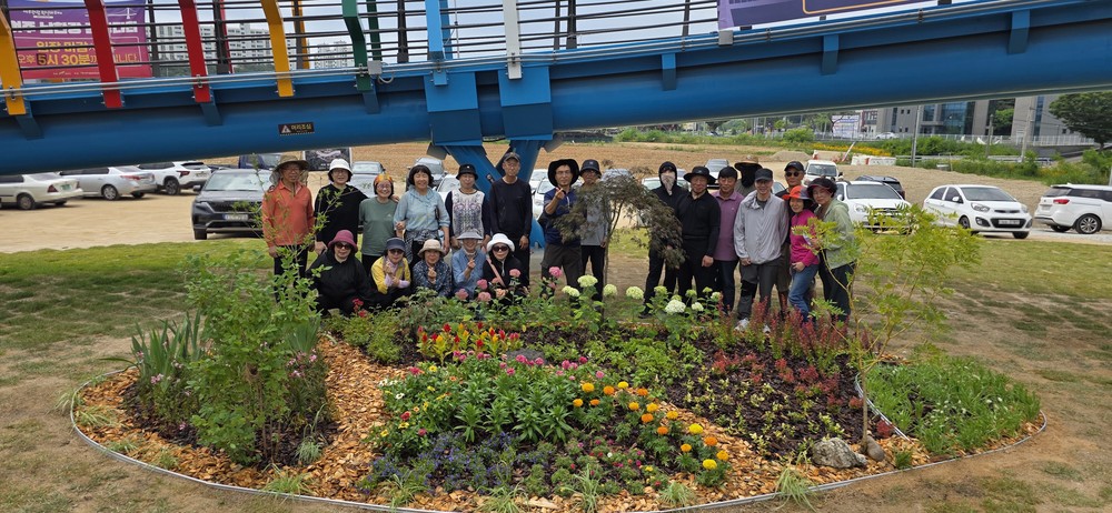 여주시, 제5기 조경가든대학 여주남한강출렁다리 일대에 정원 조성