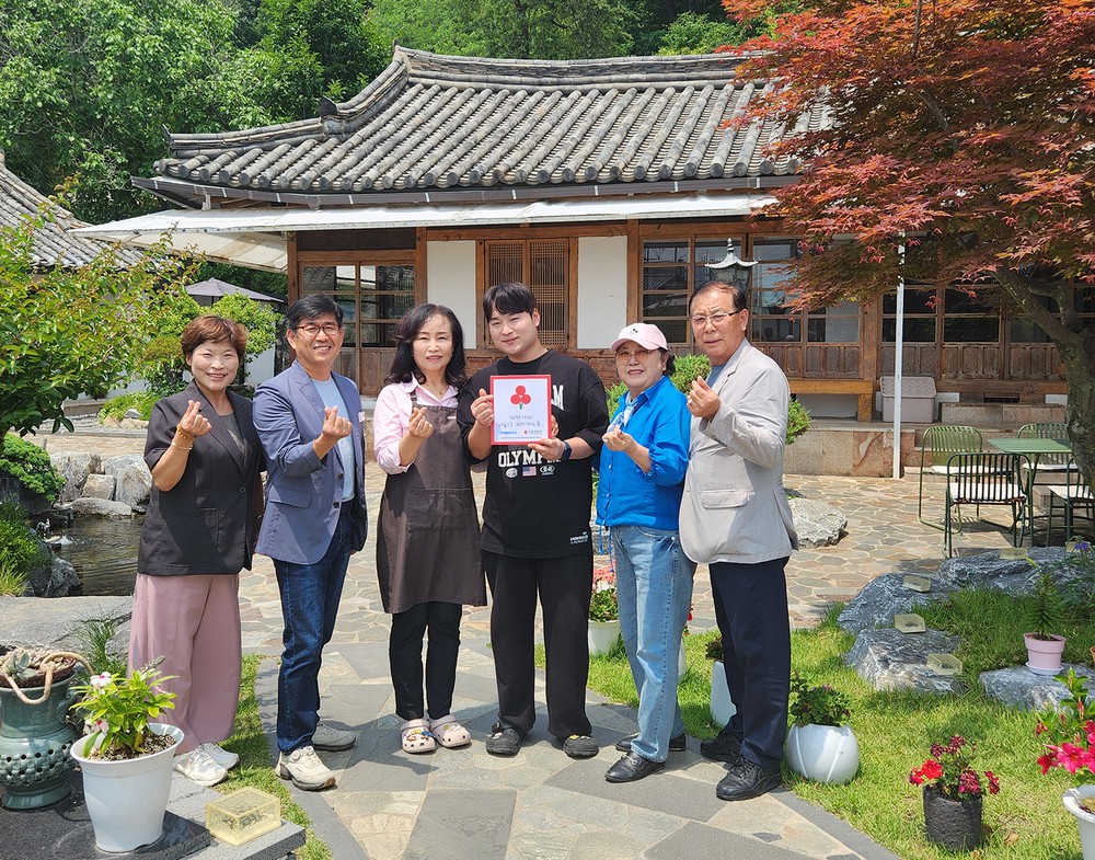 안동시 풍천면 ‘커피홀베이커리’, 착한가게 21호점 선정