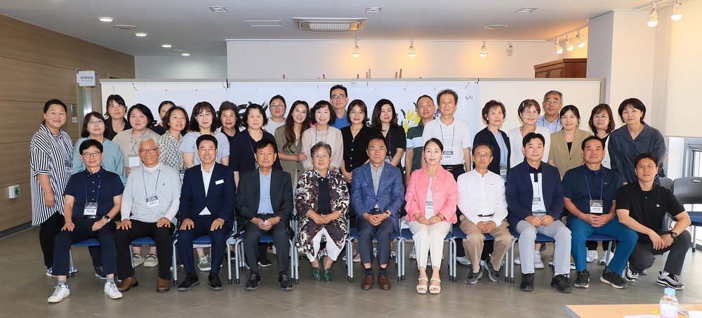 평택시, 2025년 시민정원사 기초반 수료식 개최