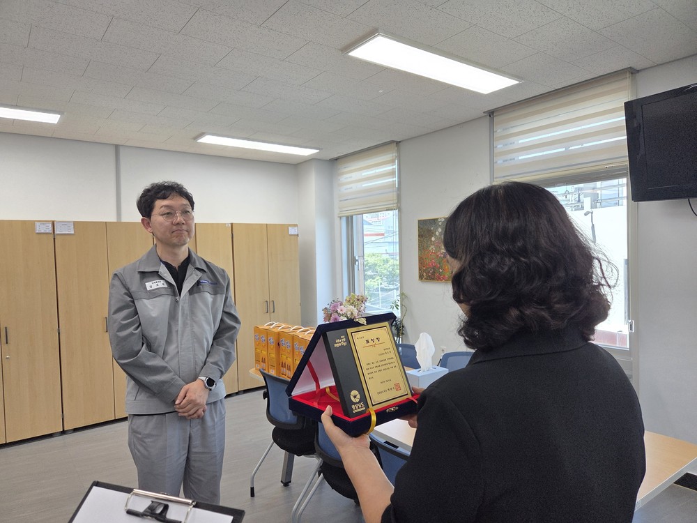 거제시 보건소, 제38회 세계 금연의 날 우수 기관상 표창 수상