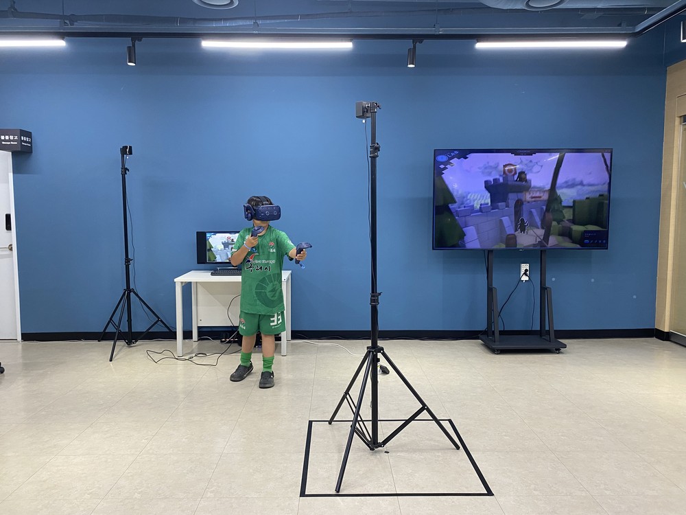 구리시, 꿈꾸는공작소에서 VR 프로그램 운영
최첨단 가상현실(VR) 체험, 메이커스페이스에서 만나다!