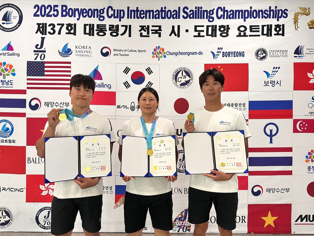 여수시청 요트팀, 제37회 대통령기 요트대회서 금메달 2개 쾌거