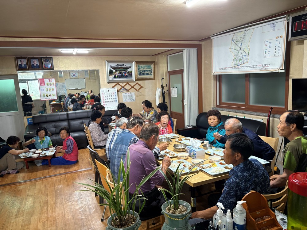 영광군, 농번기 마을공동급식 현장 점검