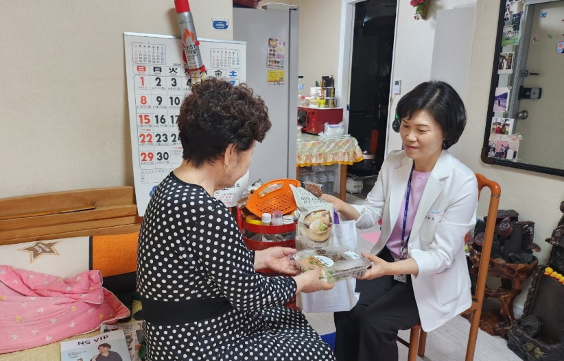 파주보건소, 홀몸 어르신‘건강한 여름보내기’ 지원