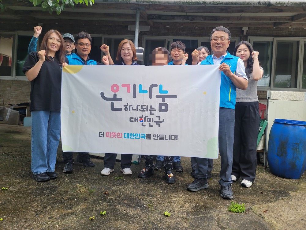 함평군 신광면, 폭염 피해 선제 지원…폭염 피해 가정 에어컨 설치