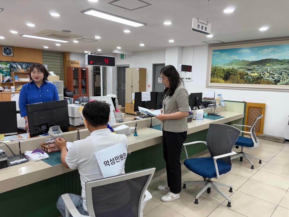 금산군 추부면, 민원창구 비상상황 대비 모의훈련 통해 대응역량 강화
파출소도 참여 대응반별 임무 수행, 비상벨 작동 등 점검