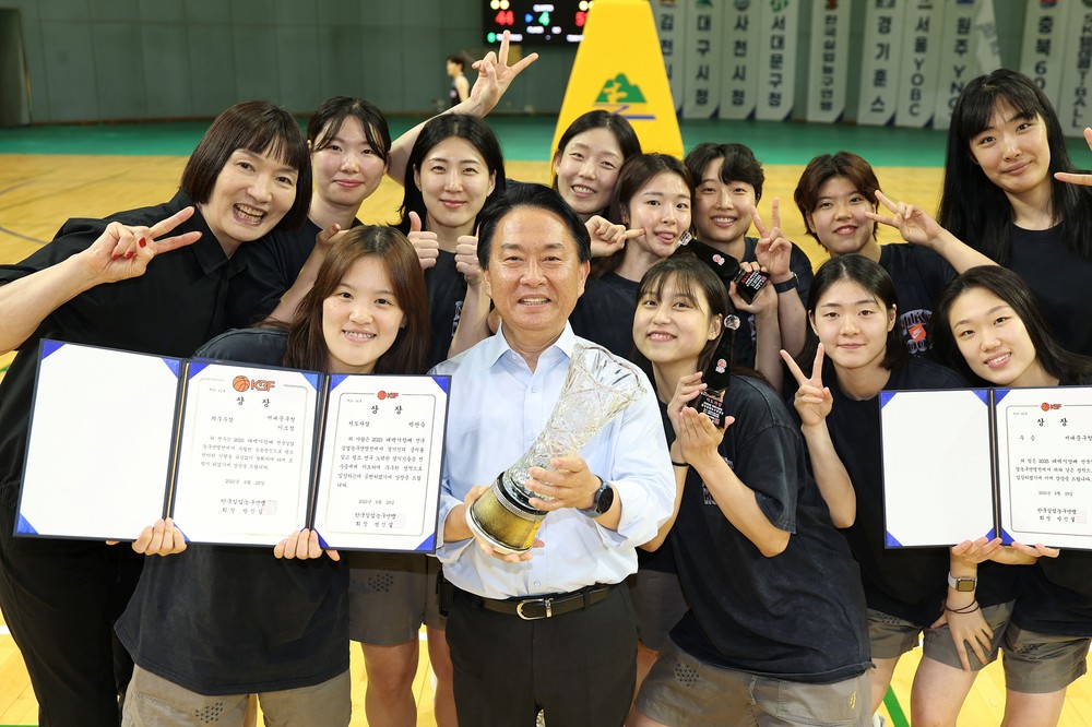 서대문구청 여자농구단, 사천시청 추격 뿌리치고 실업연맹전 우승