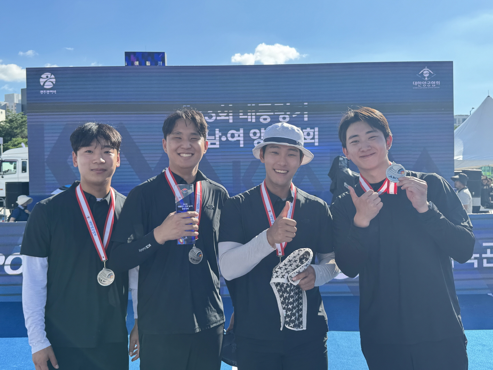 공주시청 남자 양궁팀, 제43회 대통령기 전국 남·여양궁대회 단체전 준우승