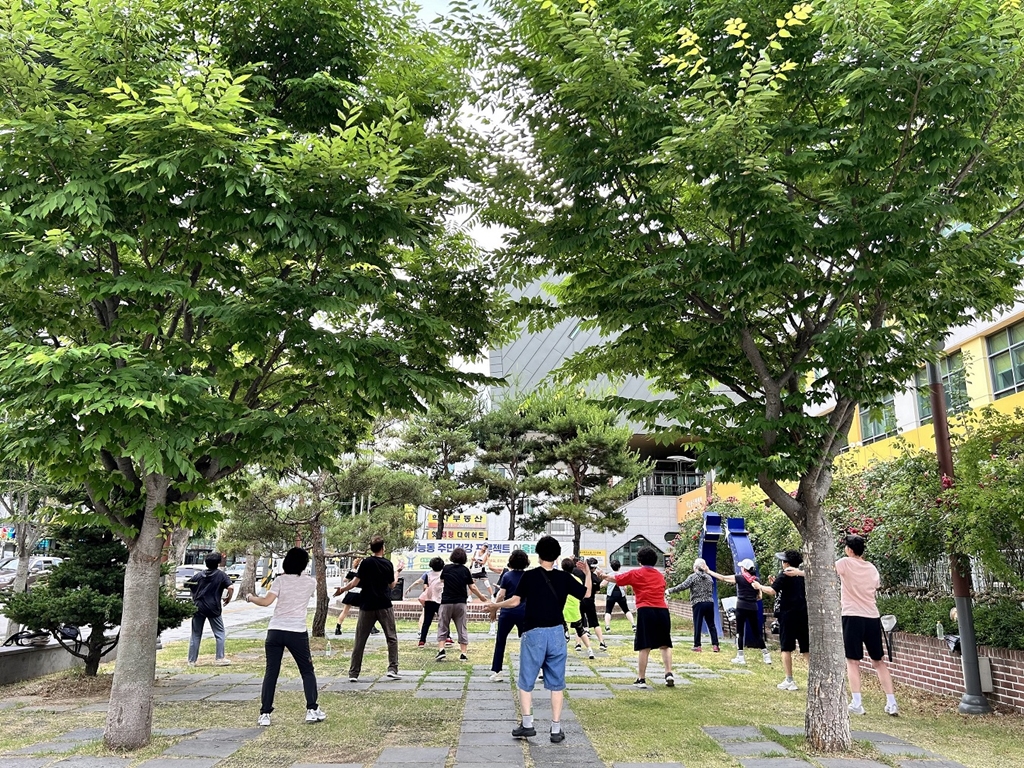 의정부미술도서관, 전시 연계 프로그램 ‘종이 숲속 작은 집’ 운영