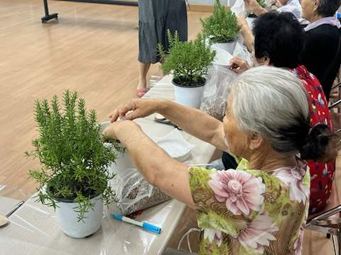 곡성군, 재가암환자 대상 운동·원예 자조모임 운영