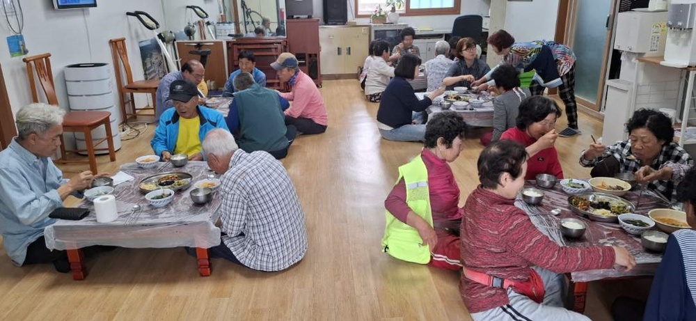 곡성군, 농번기 공동급식으로 피어나는 마을공동체의 온기