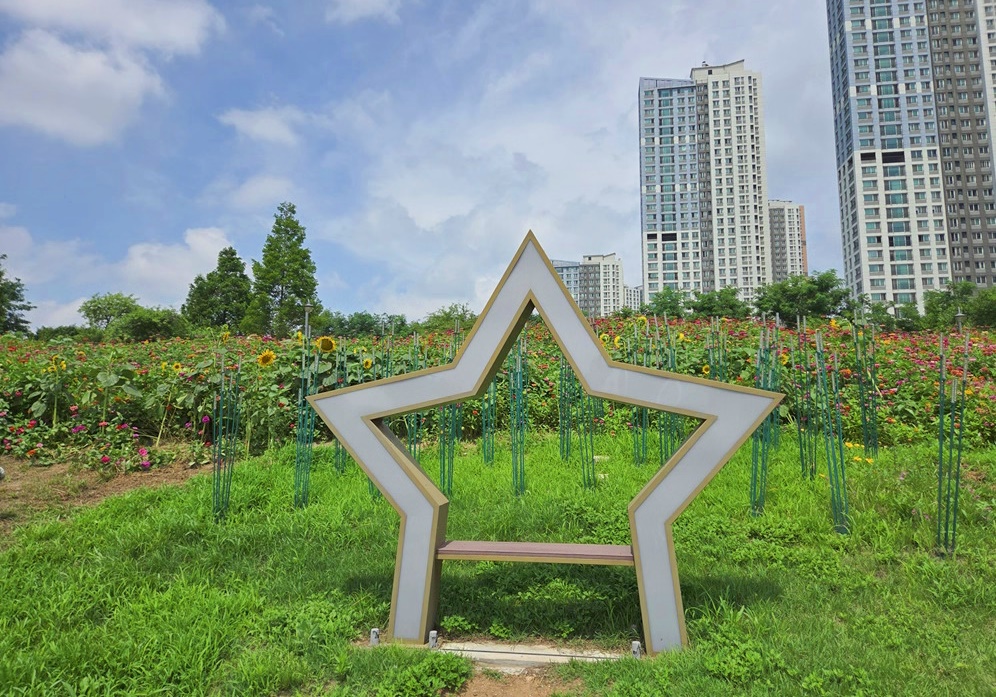 미추홀구, 여름철 폭염 대비 ‘이동식 그늘막’ 시범 운영