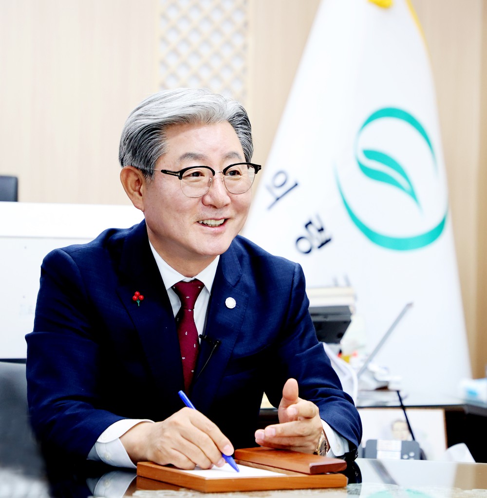 [인터뷰] 오태완 의령군수 "민선 8기 남은 1년 최선·최적·최우선 정책 추진 하겠다"