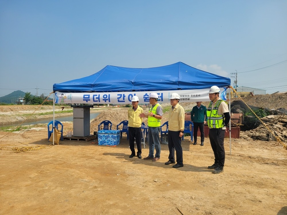 김영민 군산시 부시장, 대규모 건설 현장 폭염 대비 현장점검