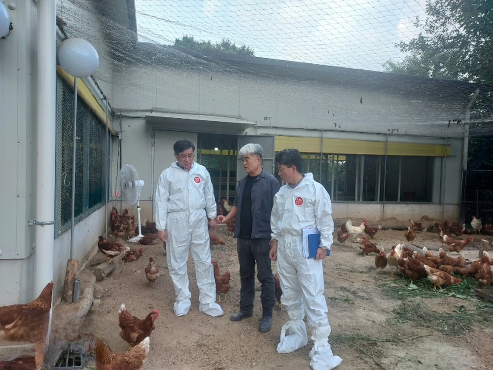 진병영 함양군수, 소규모 양계농장 방문 현장 소통 강화