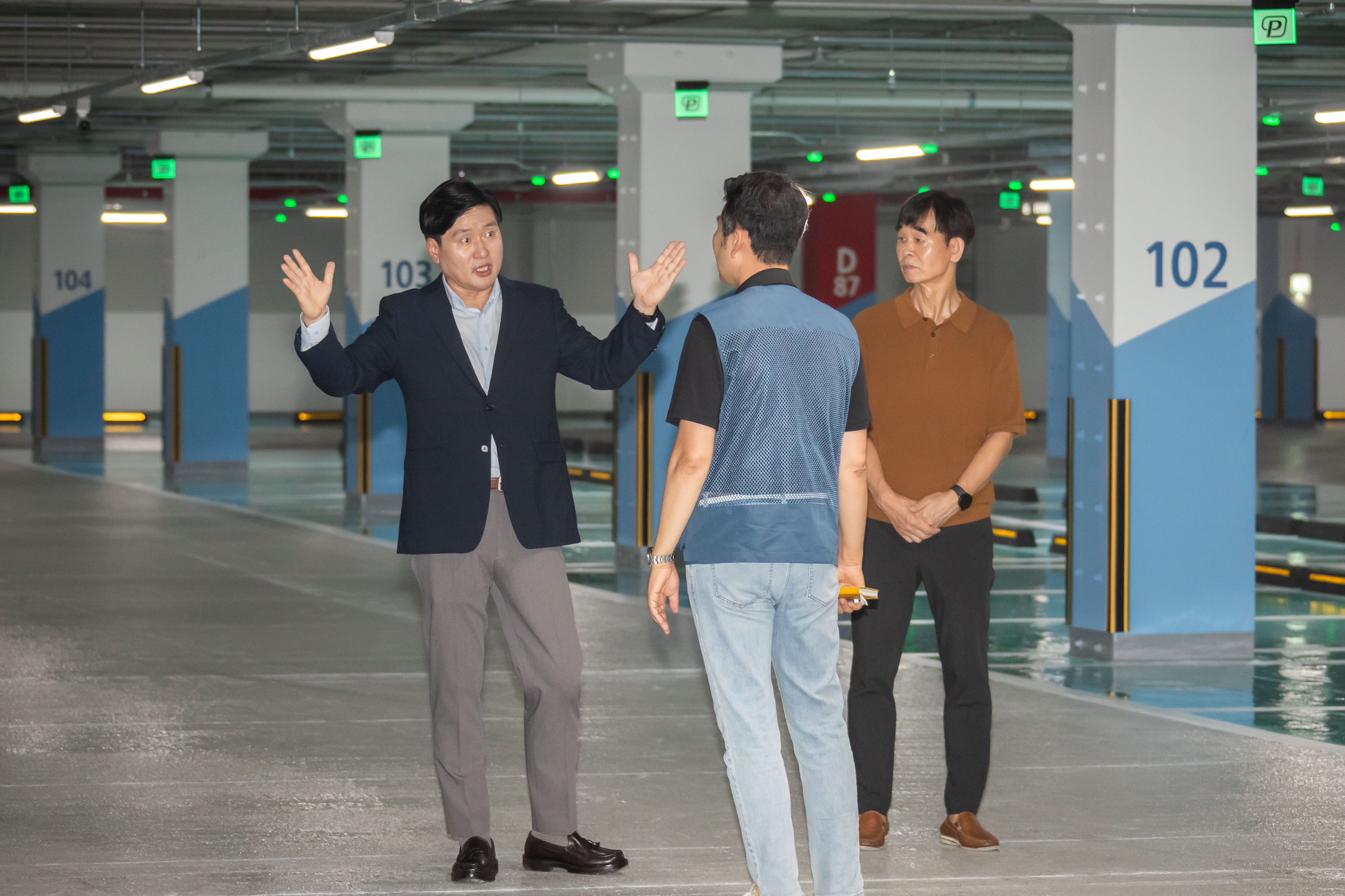 인천 서구, 청라 전기차 화재 아파트 복구 현장 재방문