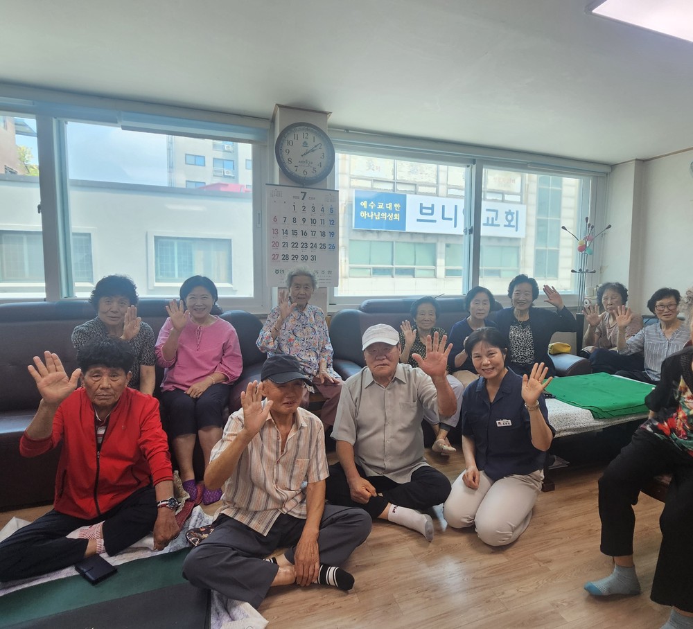 소통과 대화의 쉼터 안성3동 경로당, 어르신의 건강은 안성3동이 책임진다.