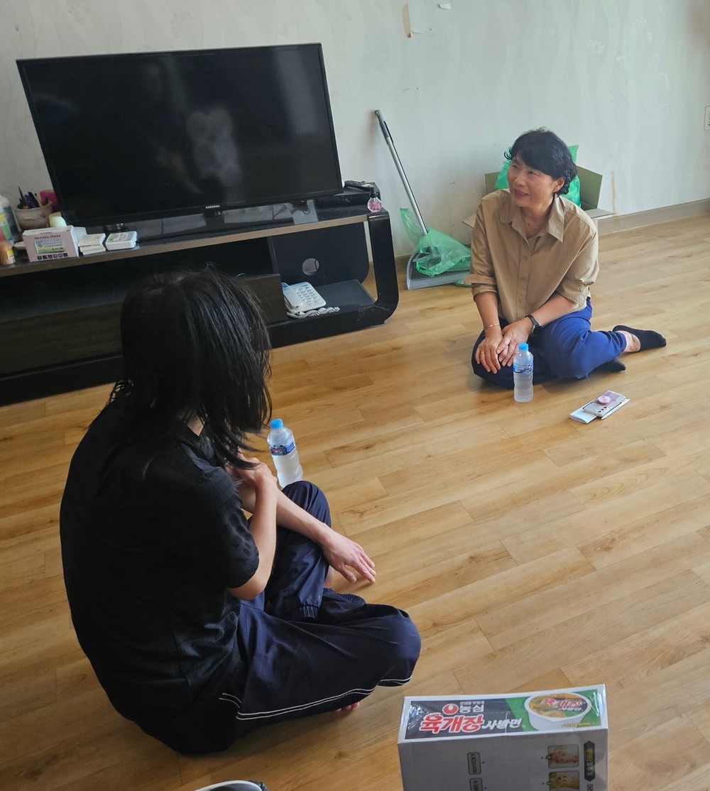 강진군, 안부살핌 우편서비스 ‘따숨편지’ 7월 첫 배달