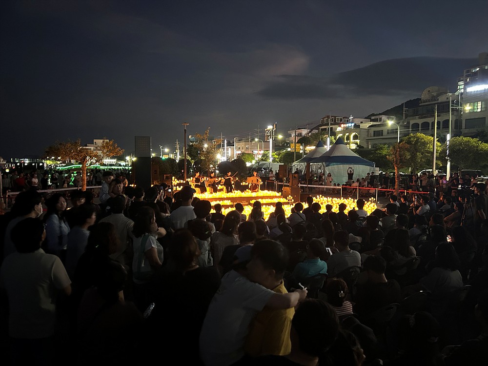여수시, ‘캔들라이트 콘서트 및 드론 라이트쇼’ 성료
