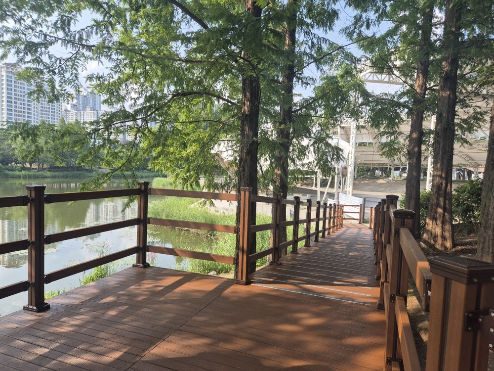 용인특례시, 동백호수공원에 보행약자 위한 데크길 조성