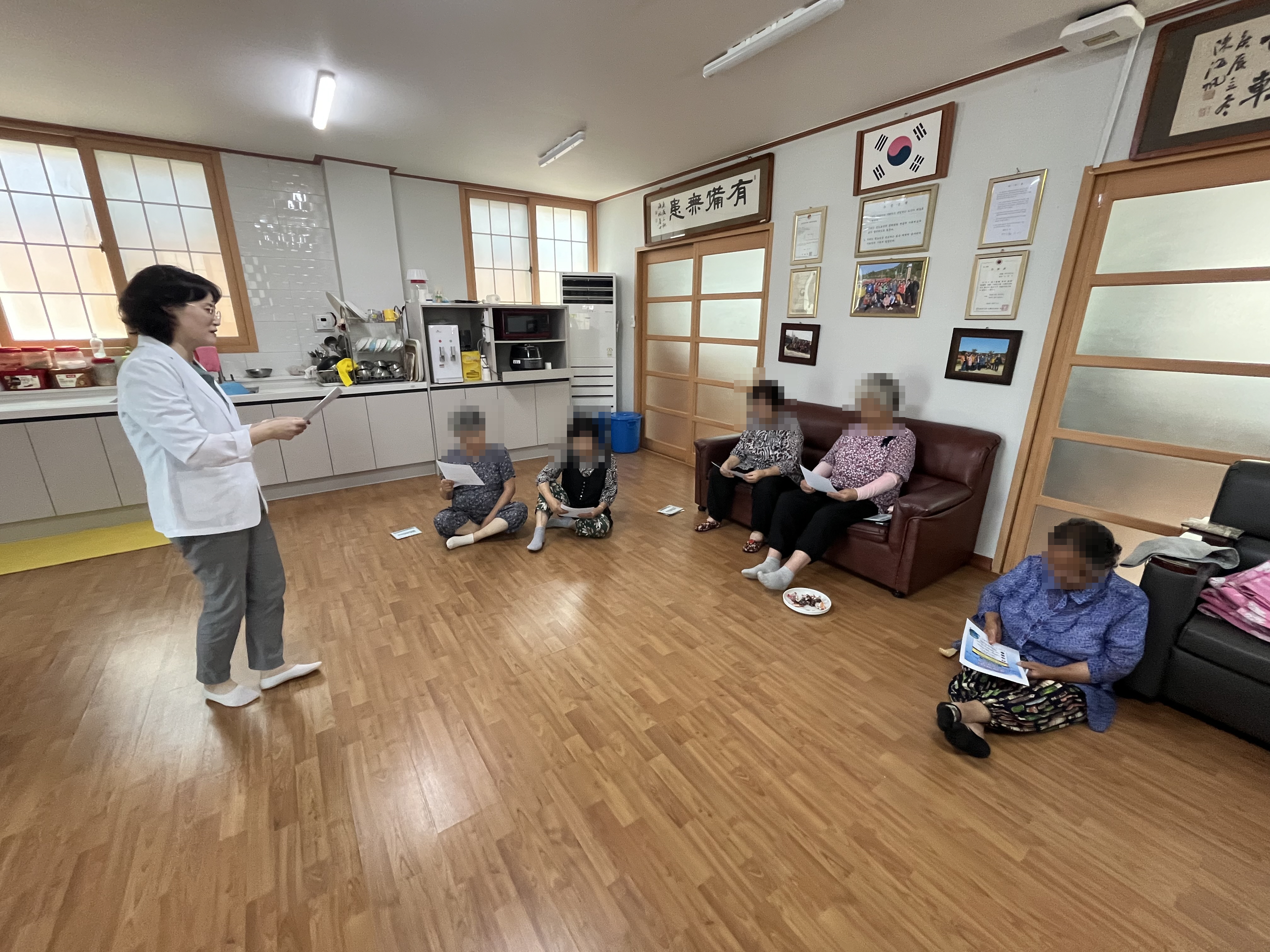 거제시 학동보건진료소, 폭염 취약계층 집중 방문 “어르신 안전 우리가 지킵니다”