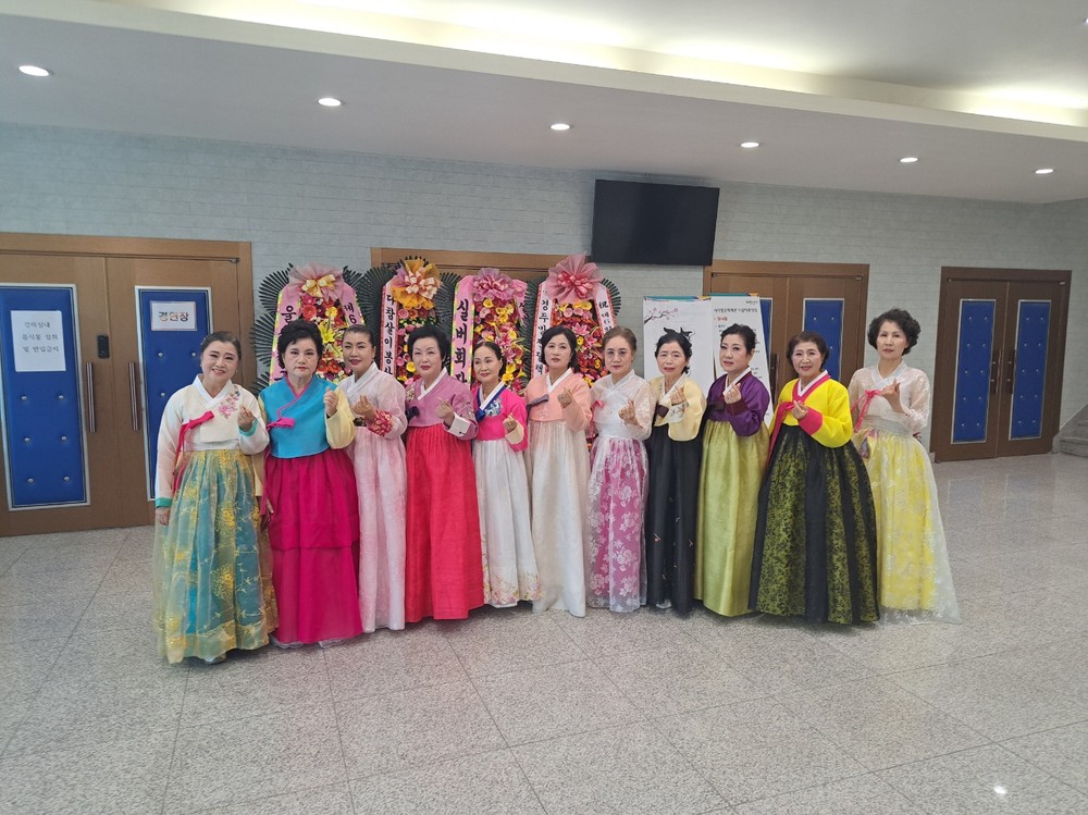 “어르신들의 열정이 무대 위에 꽃피다”…경주시노인종합복지관, 전국실버국악경연대회서 금상 등 다수 수상