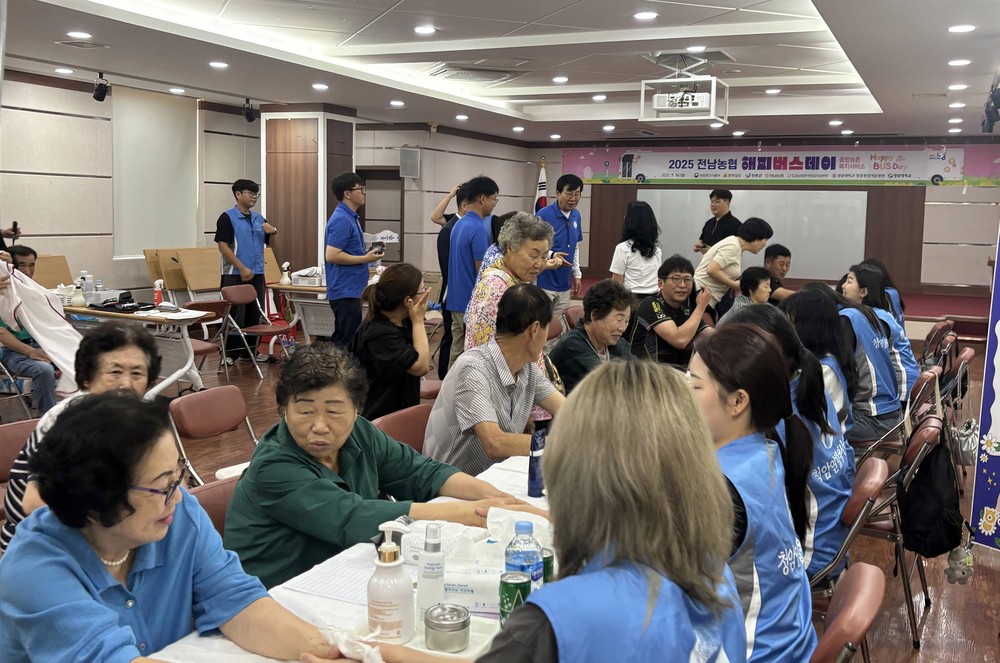 장흥군, 농촌 왕진버스 운영 지역민 600명 건강검진