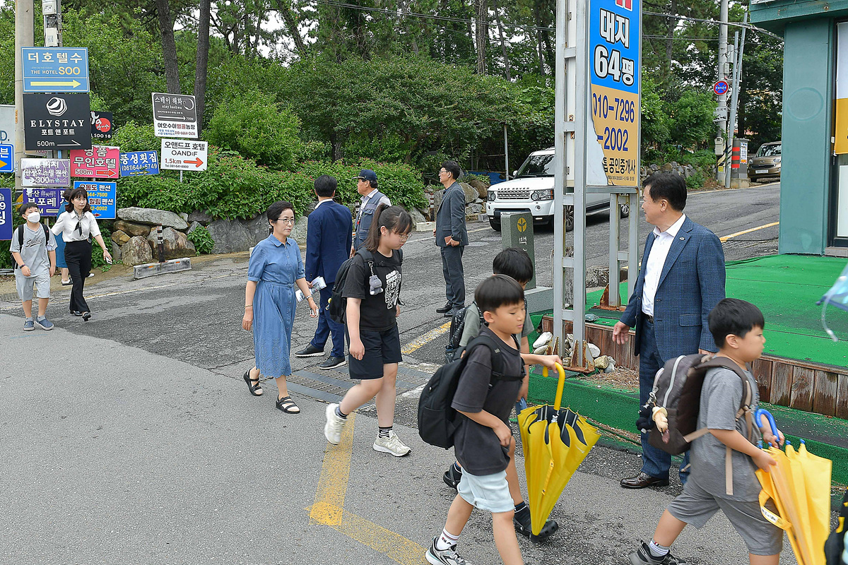 여수시, ‘시민의 소리함’ 첫 건의에 응답… 백초초등학교 방문