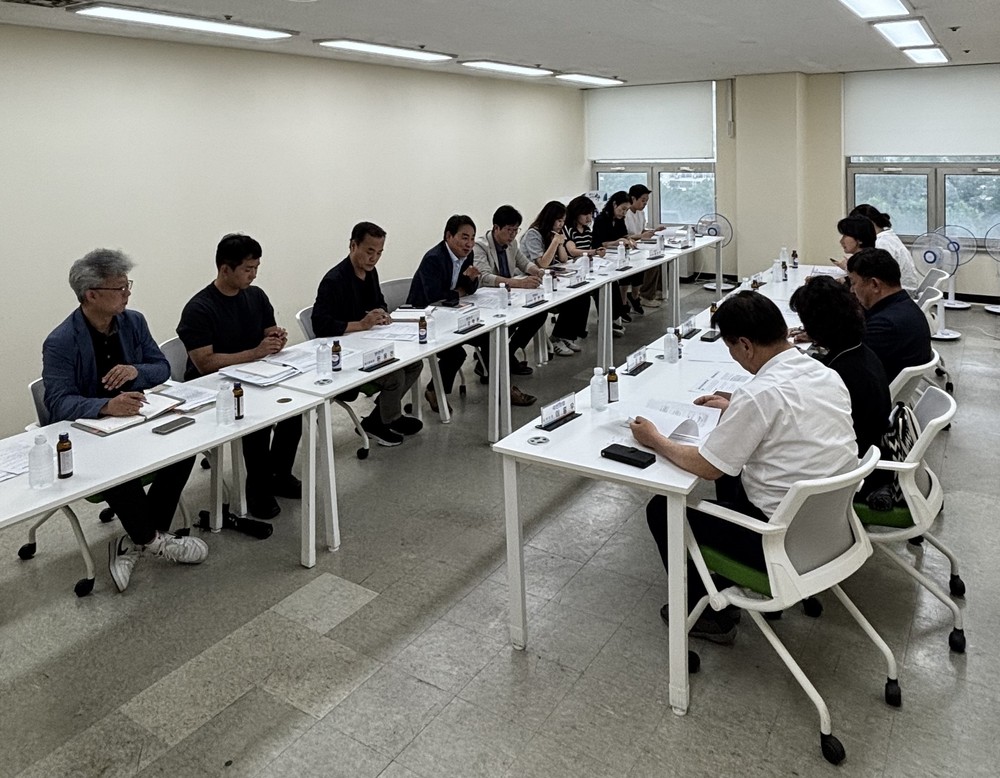 안양시, 정당현수막 관리 간담회 개최…정당과 해법 모색