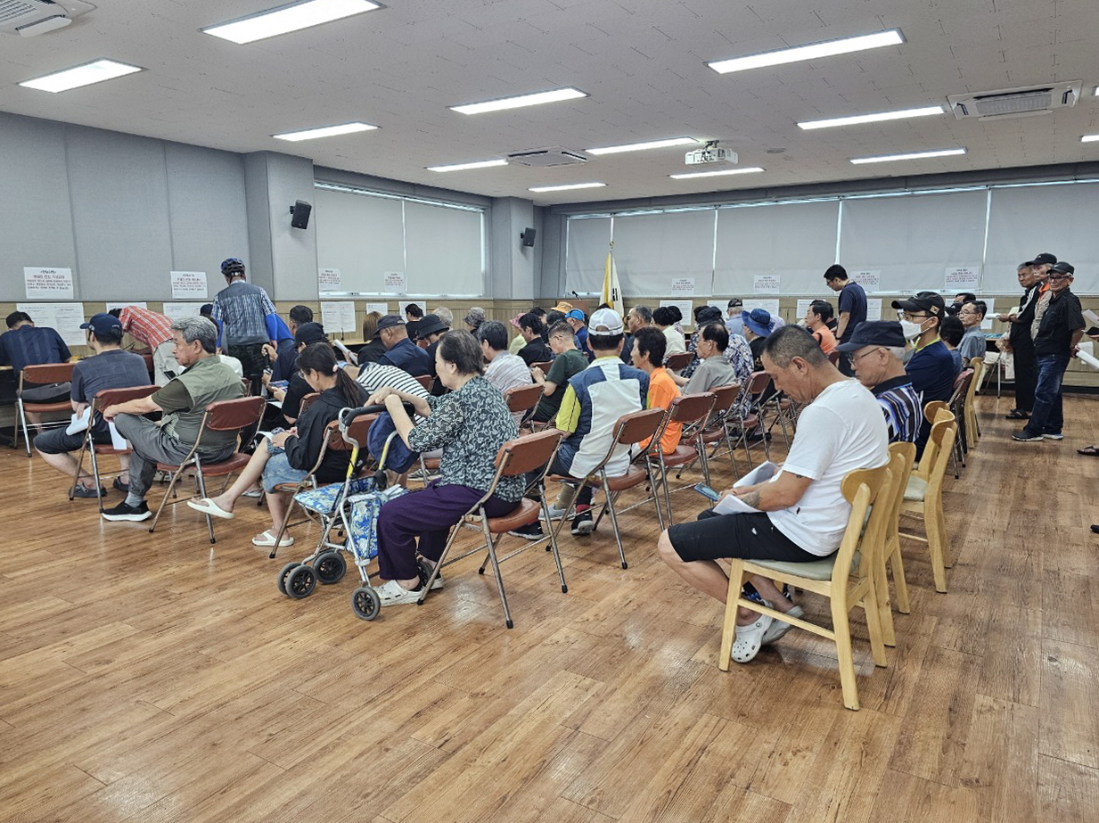 시흥시, 민생회복 소비쿠폰 신청 첫날 10억 3천만 원 발급