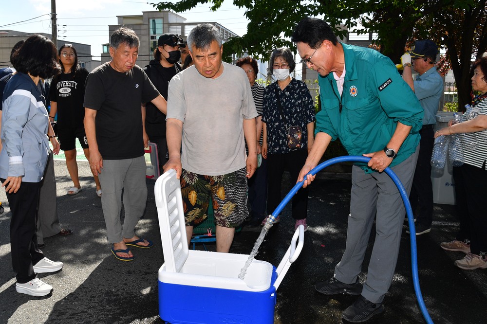 울주군, ‘전 직원 동원’ 단수 피해지역 물 공급 사투