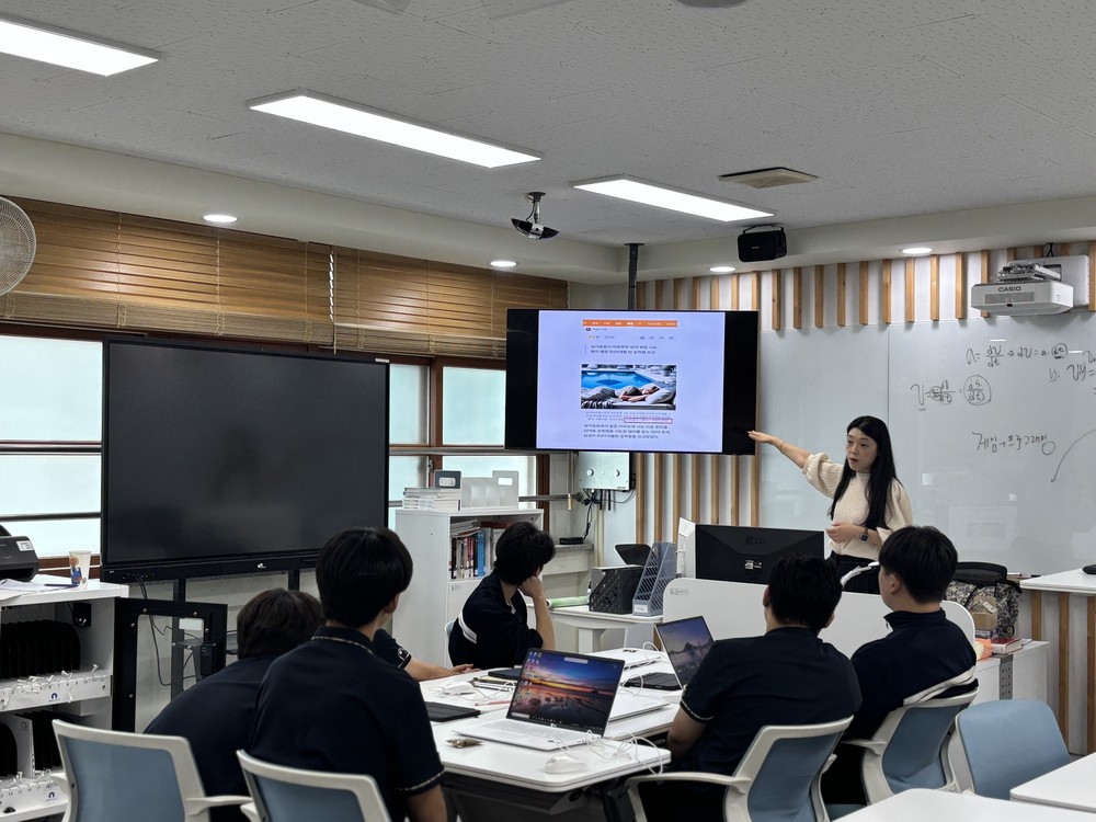곡성군 미래교육재단, 관내 고등학교 직업특강 ‘직업인과의 만남’성황리에 개최