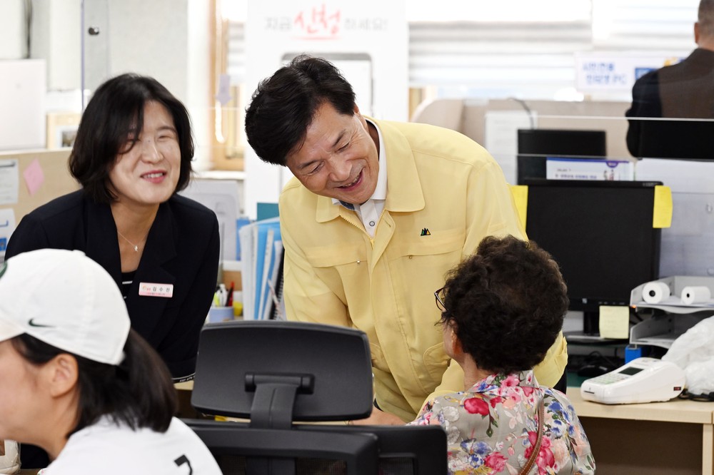 밀양시, 이틀 연속 ‘민생회복 소비쿠폰’현장 점검...주민 불편 최소화 총력