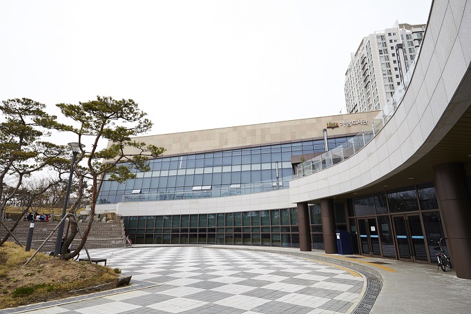 파주시 가람도서관‧물푸레 도서관, '2025 길 위의 인문학' 공모사업 동시 선정